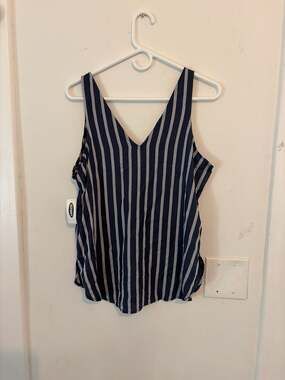 Old Navy Navy Blue & Gray Striped V-Neck Tank Top, Size L